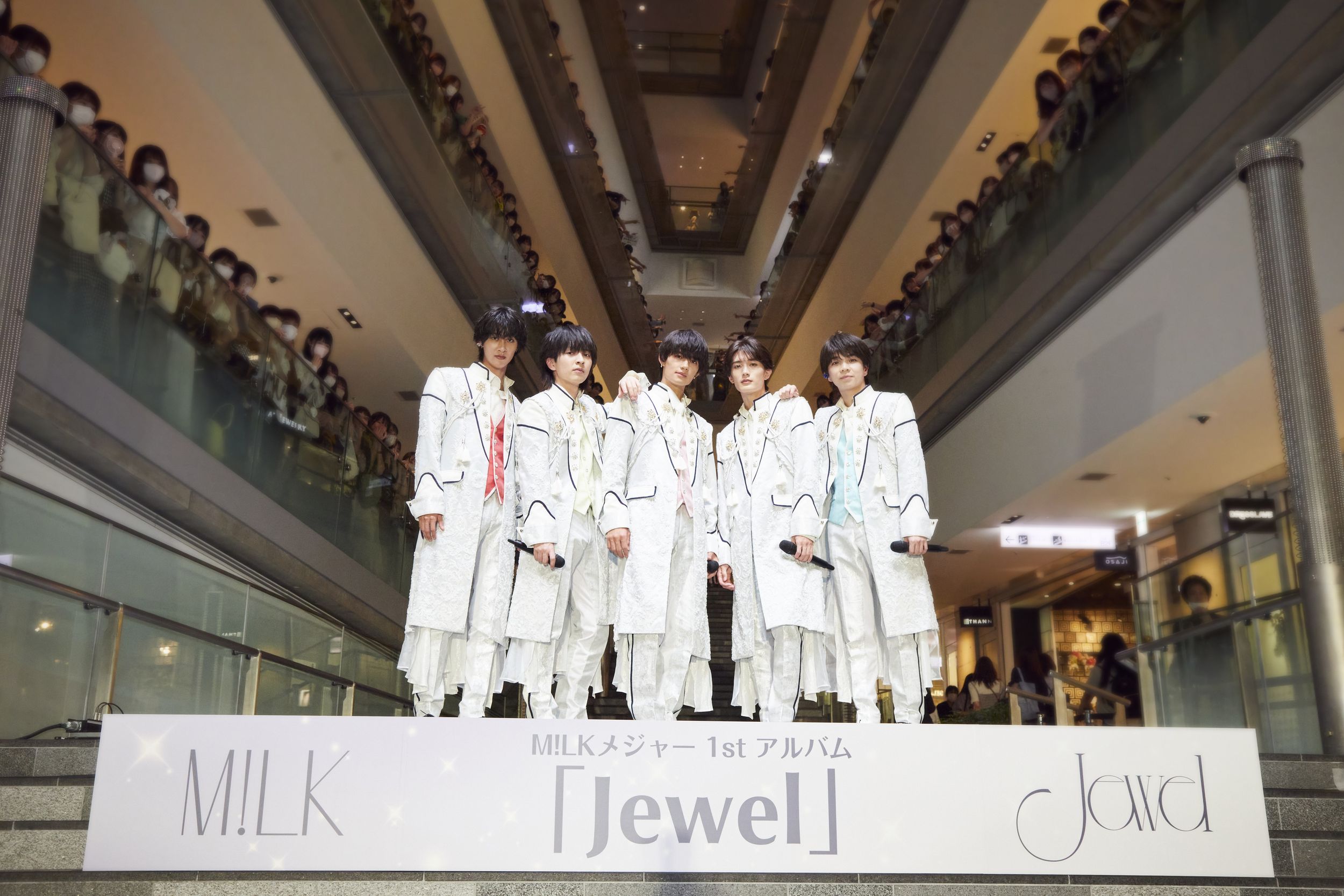 M!LK 1st アルバム「Jewel」セット