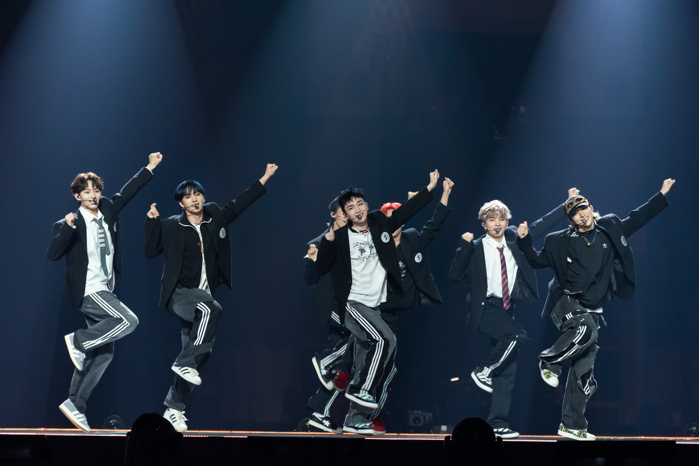 笑顔で「Next to Me」を踊るATBO　「 KCON JAPAN 2023 」ⓒ CJ ENM Co.,Ltd, All Rights Reserved