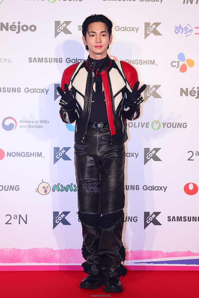 SHIINee KEY「日本で活動増えるの嬉しい」一方でソロ初出演に「メンバーいなくて少し寂しい」<KCON2日目>
