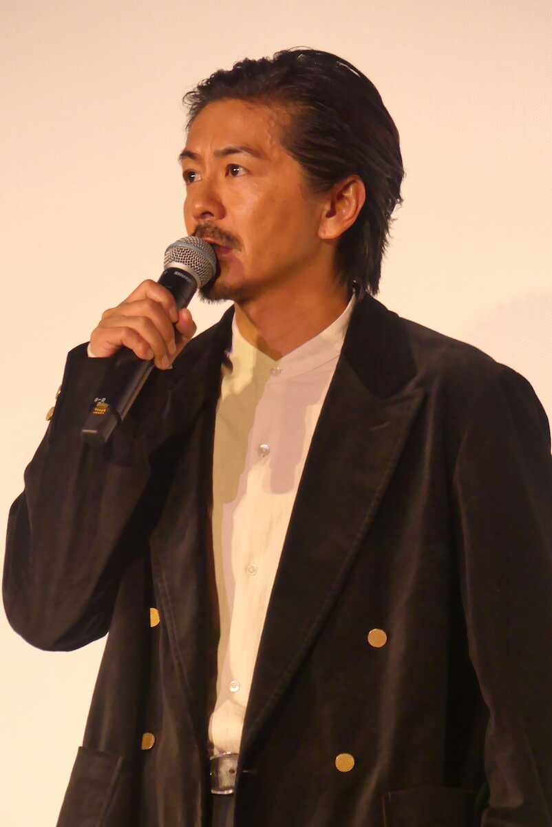 森田剛 主演映画「劇場版 アナウンサーたちの戦争」初日舞台挨拶に登場