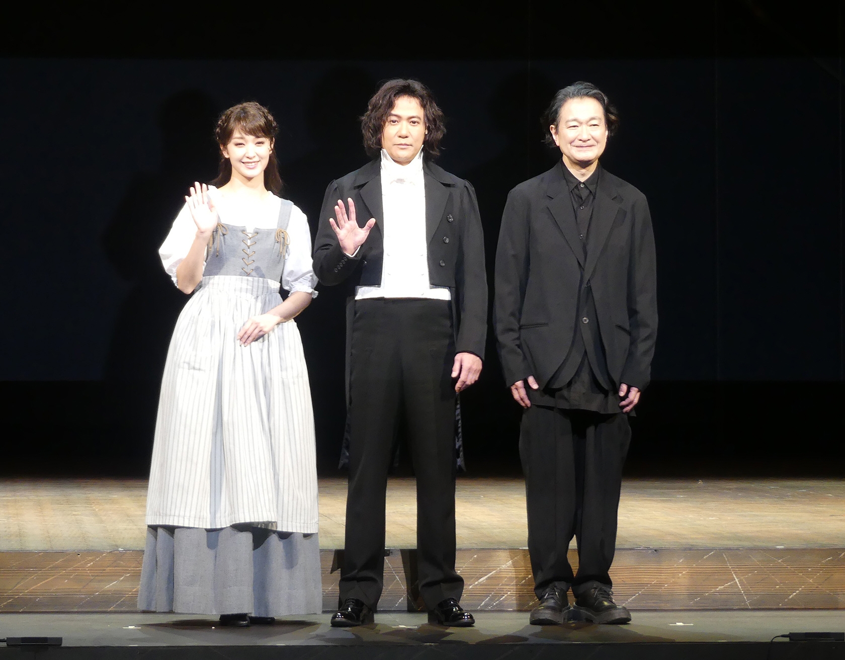 稲垣吾郎 主演舞台「No.9―不滅の旋律―」が公演100回を達成 ベートーベンとの共通点とは…