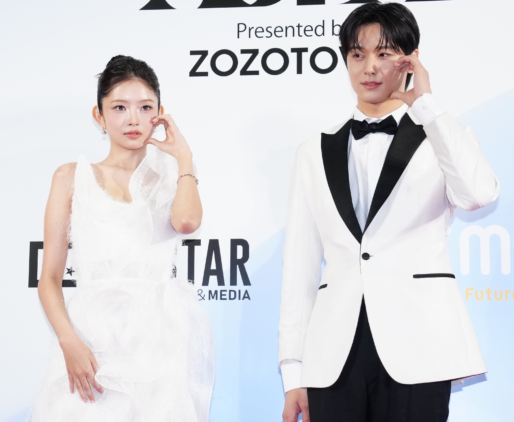 THE BOYZ・JUYEON、「白鳥になりました」ゴージャス衣装でMC務める 「ASIA STAR ENTERTAINER AWARDS 2025 in JAPAN」