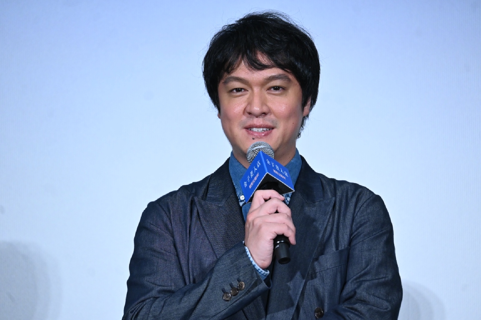 SUPER EIGHT丸山隆平 “息子”に期待「これからがめちゃくちゃ楽しみ」主演映画「金子差入店」舞台あいさつ