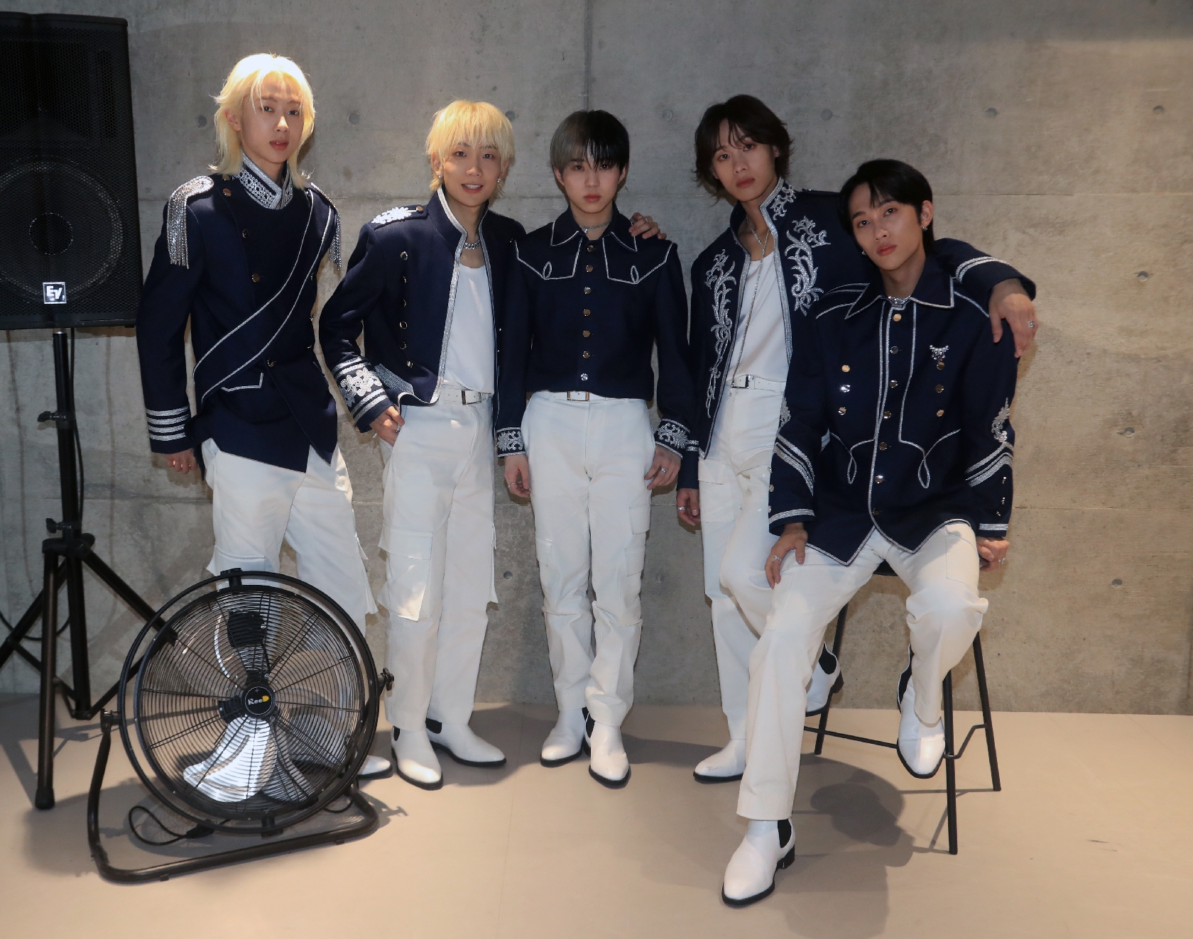 Hi-Fi Un!corn<インタビュー(2)>メンバーに惚れてしまった?「桜の花びらが雪のように積もっていて、そこにいる姿にビリビリ」