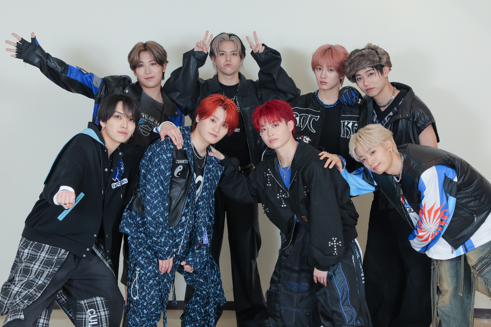 MAZZELデビュー2周年インタビューきょうから8日連続掲載!EIKI「今が成長期」 TAKUTO「もっと音楽勉強したい」