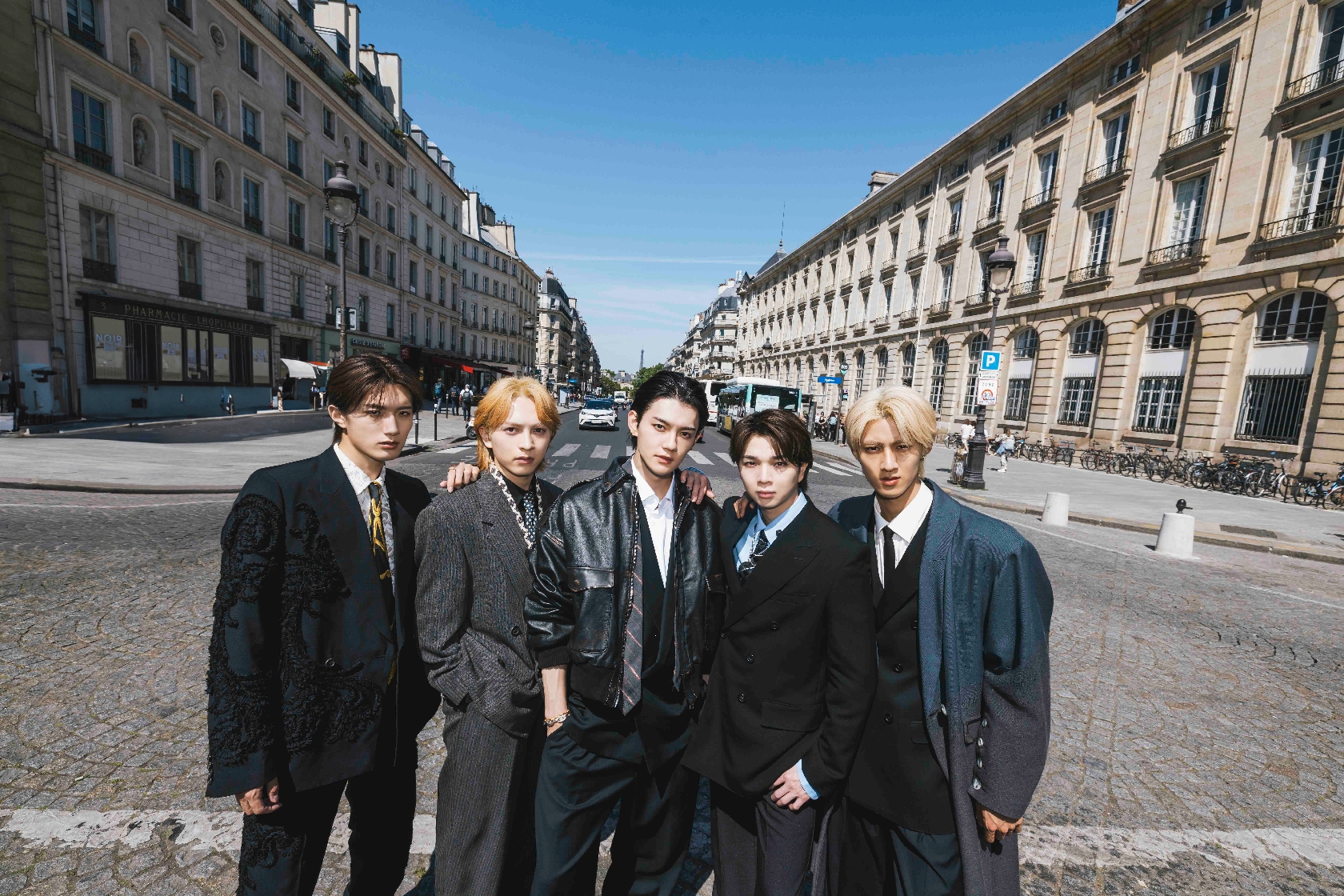 M!LK 10周年記念写真集が今秋発売決定!大人になった5人の“最上級”のビジュアルに注目