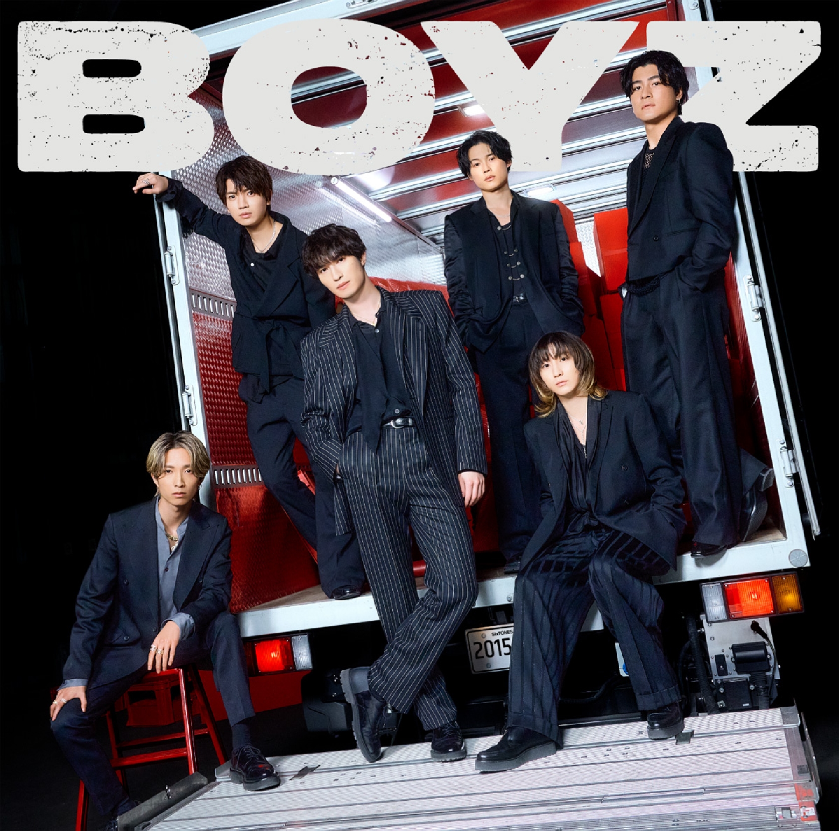 SixTONES、最新シングル「BOYZ」14作連続&通算14作目初登場1位!男性アーティスト4組目快挙も達成