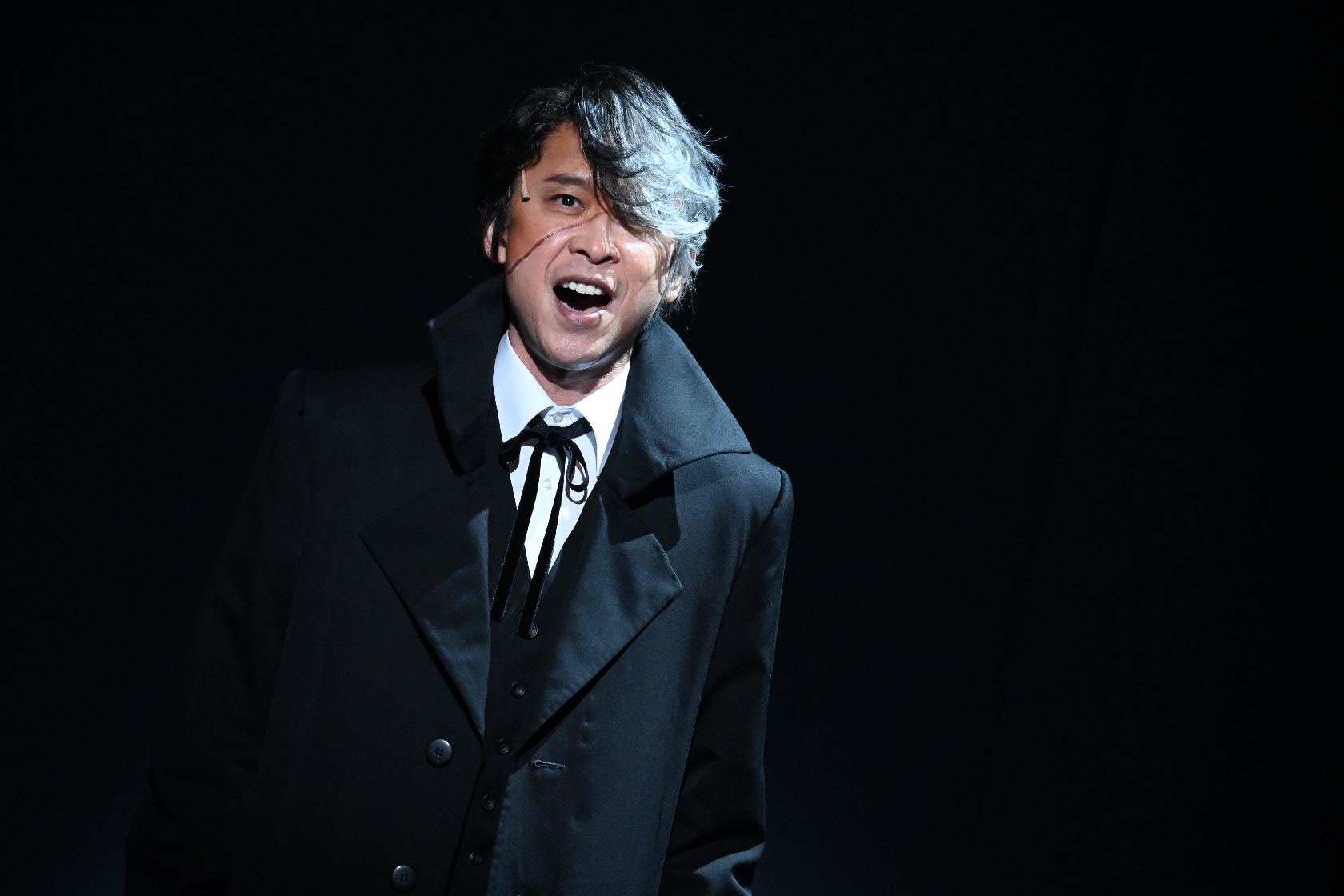 坂本昌行「正直、想像つかなかった…」 手塚治虫さん代表作「ブラック・ジャック」を愛読故に当初抱いたミュージカル化への困惑