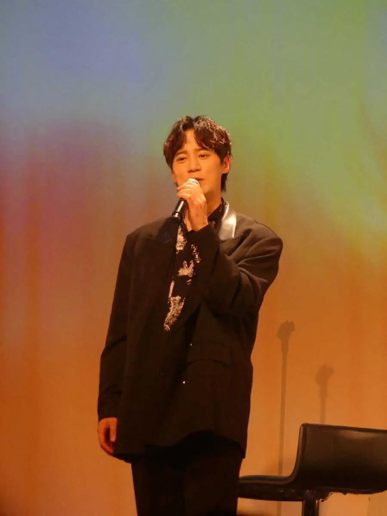 元超新星・ソンモ 38歳誕生日イベント開催“餅ケーキ”で祝福「こんなにきれいな人たちと祝えるなんて」
