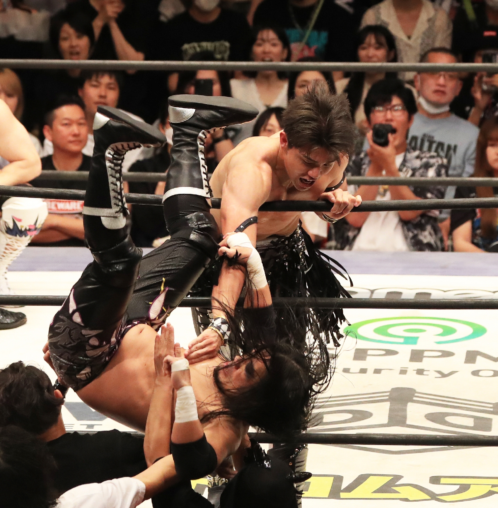 THE RAMPAGE・武知海青「こそっと来て、こそっと帰りました」 メンバーも駆けつけ白熱の一戦を観戦&試合前の配慮に感謝も!