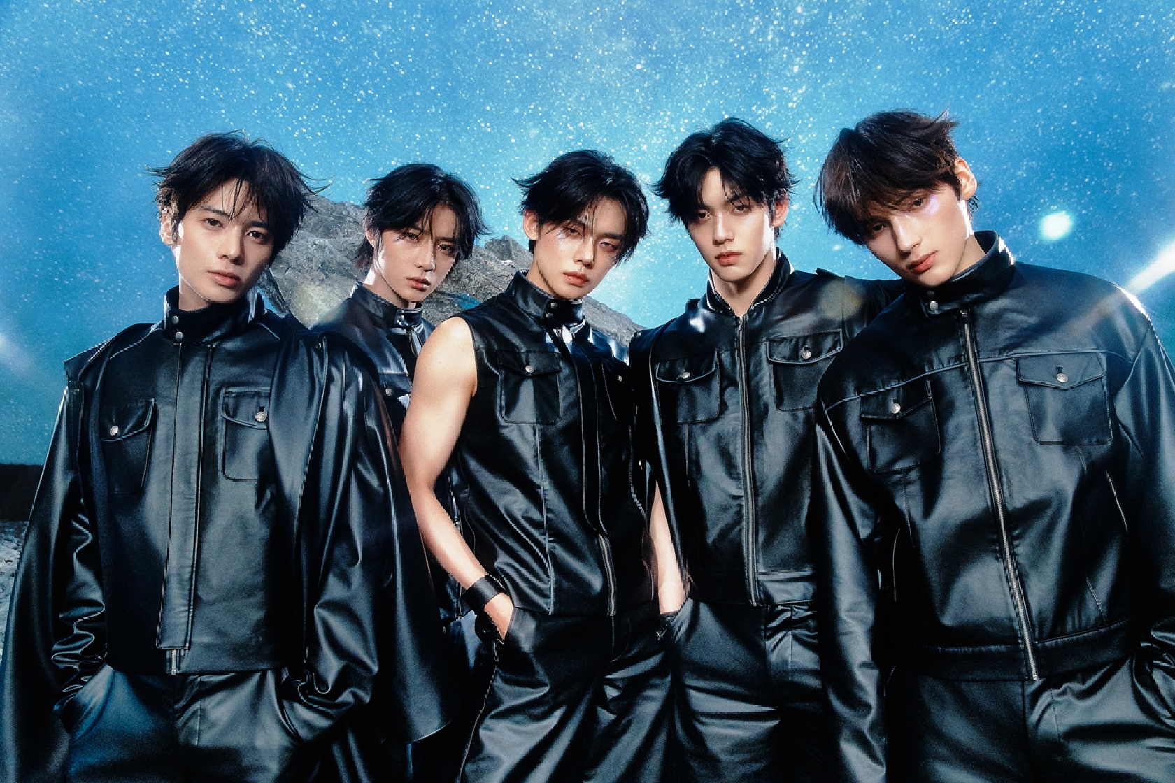 TXT 最新アルバム「The Star Chapter: TOGETHER」がオリコン週間合算アルバムランキングで1位を獲得!