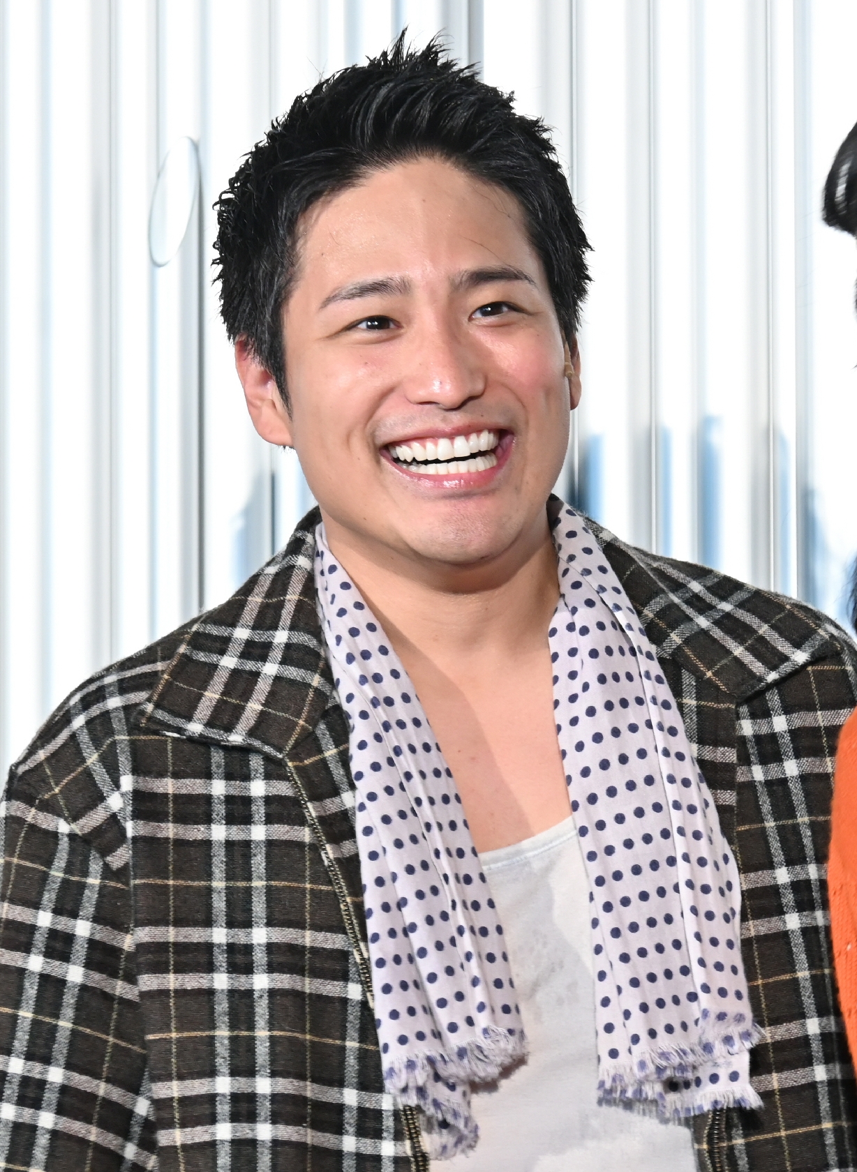 WEST.桐山照史 「世界で一番泥くさくて人間くさいロミジュリ」 主演舞台「泣くロミオと怒(いか)るジュリエット2025」をPR