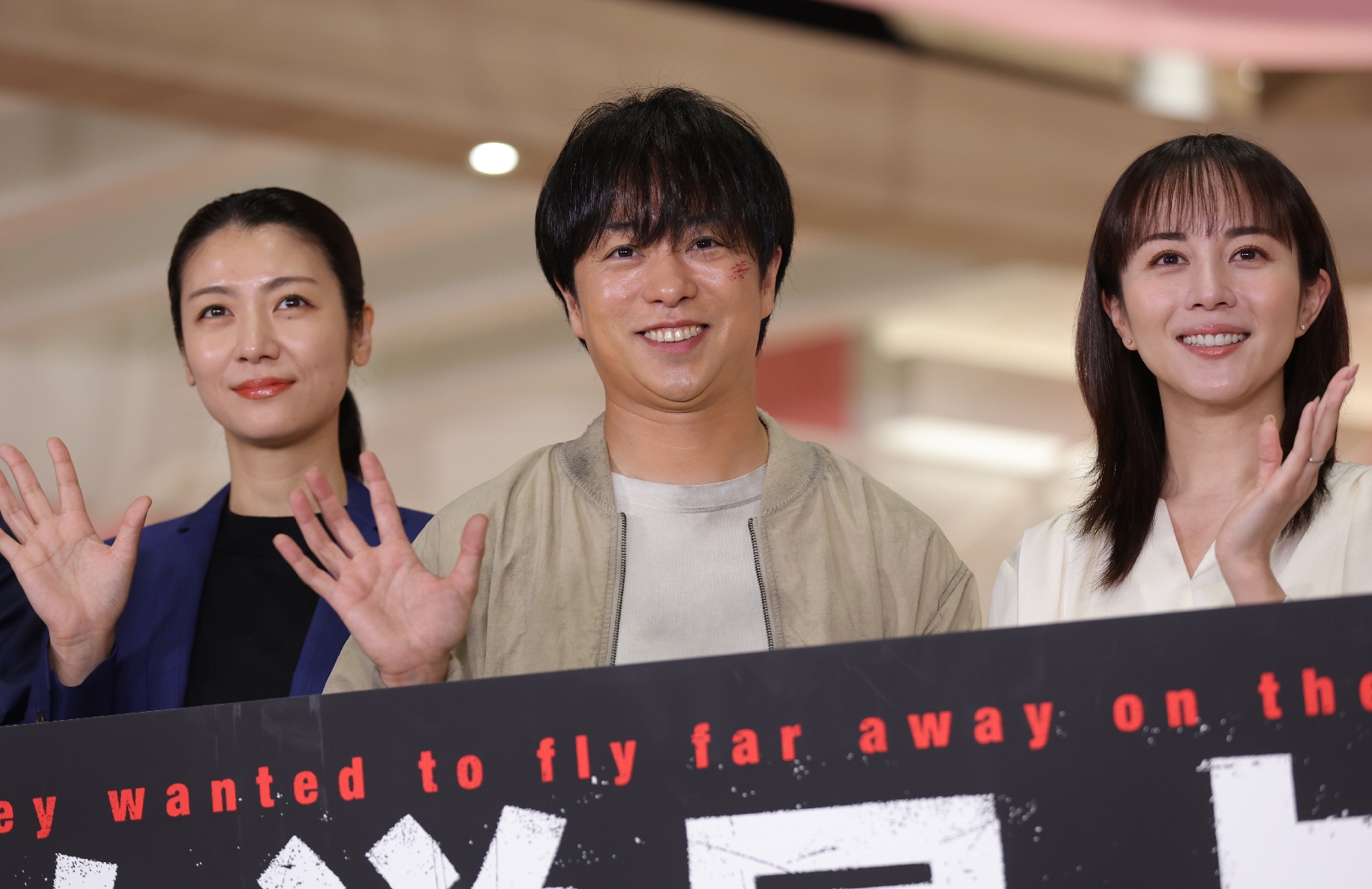 櫻井翔「毎日、天気予報を見ながら“うそだろ?”と言ってます」 猛暑下ロケはもう解決困難“事件”?刑事役もあきらめモード
