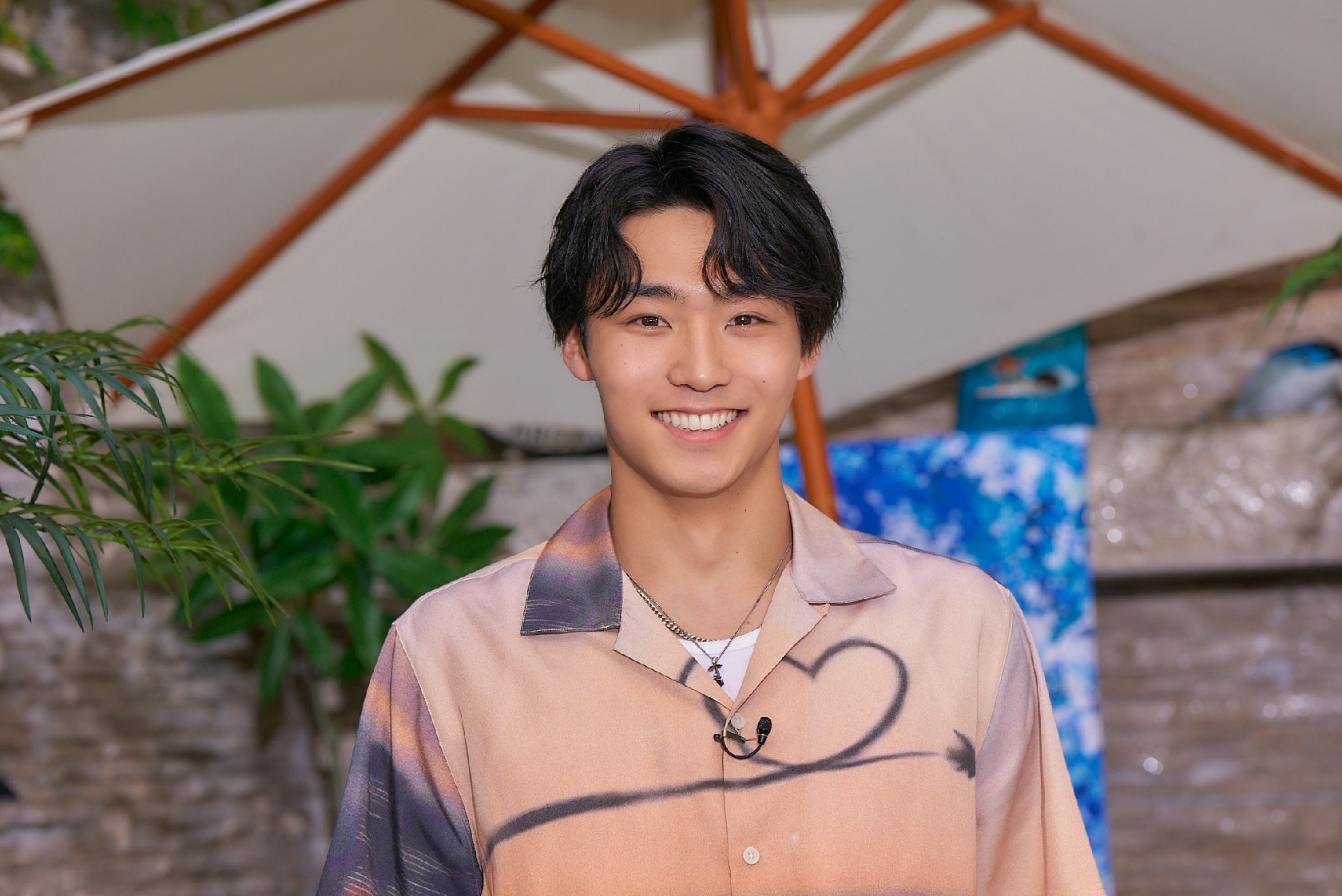 WATWING 八村倫太郎「こことここがくっついて欲しいなぁと」 恋愛番組で本能むき出しのままの姿に思わず興奮