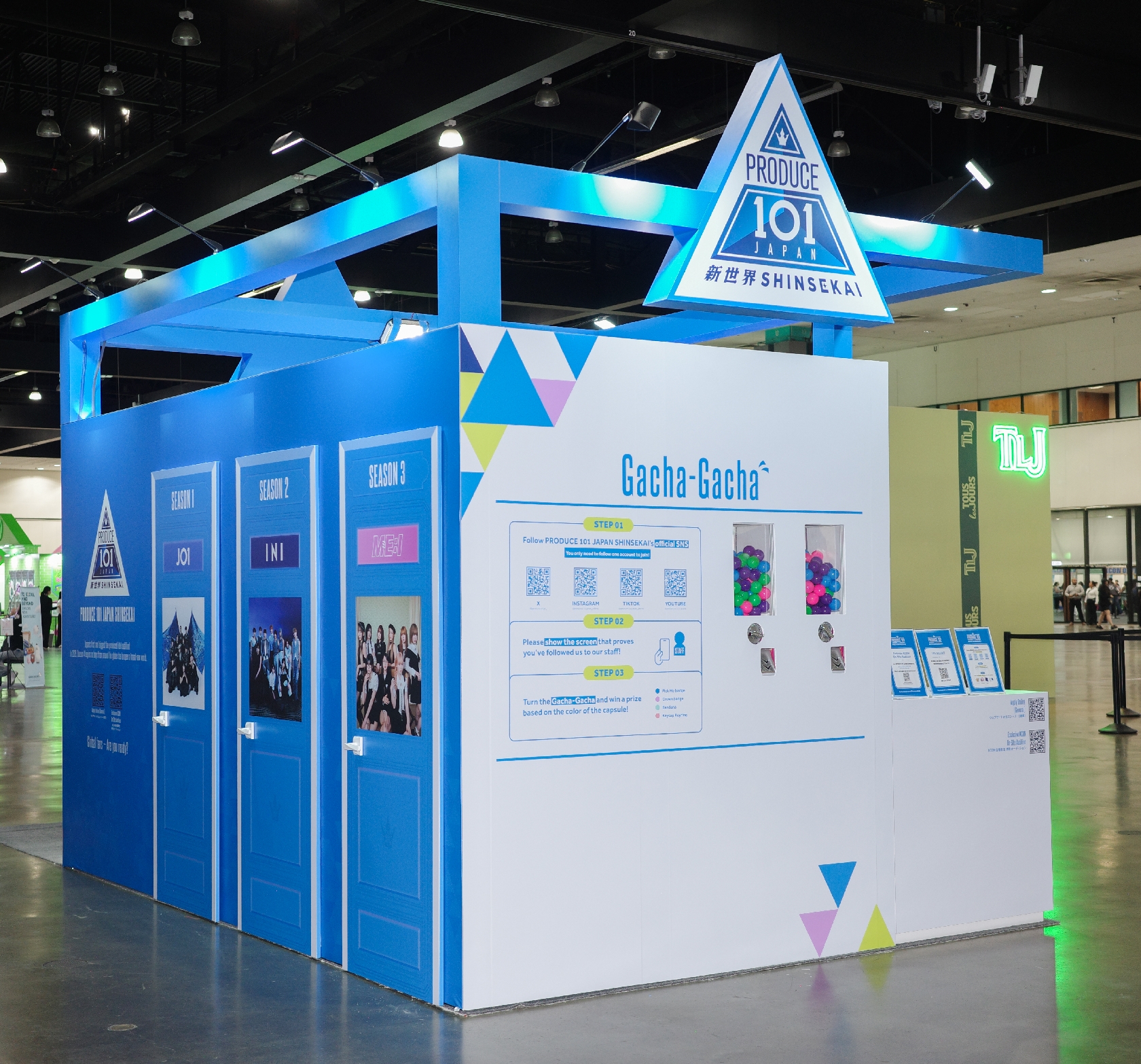 「KCON LA 2025」の会場に「PRODUCE 101 JAPAN 新世界」の特別ブースが出展! ロサンゼルスでの現地オーディションも