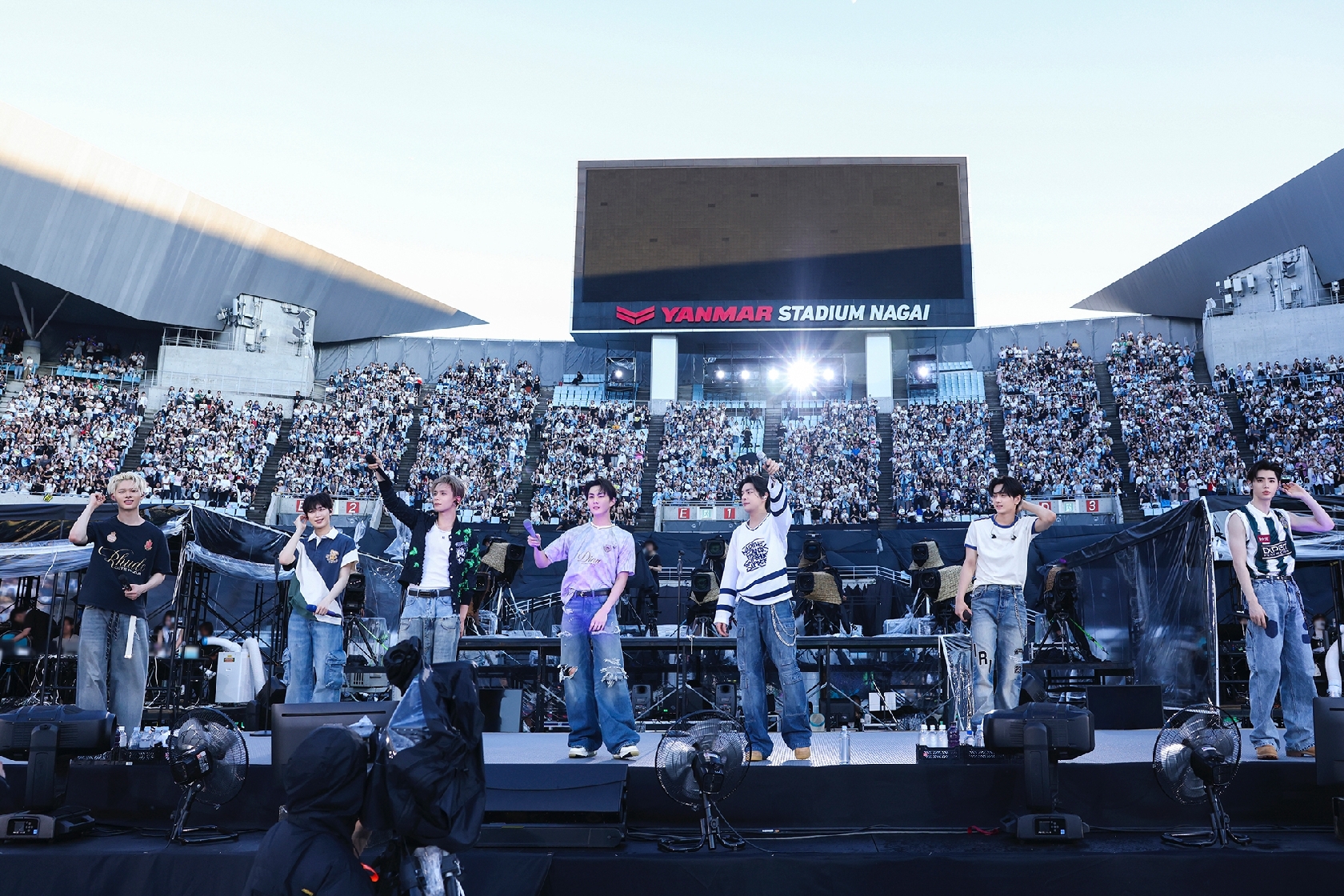 ENHYPEN・NI-KI「ENGENEの皆さんに本当に感謝」 初の日本2都市スタジアムライブツアーを完走! 新曲披露にファンうっとり