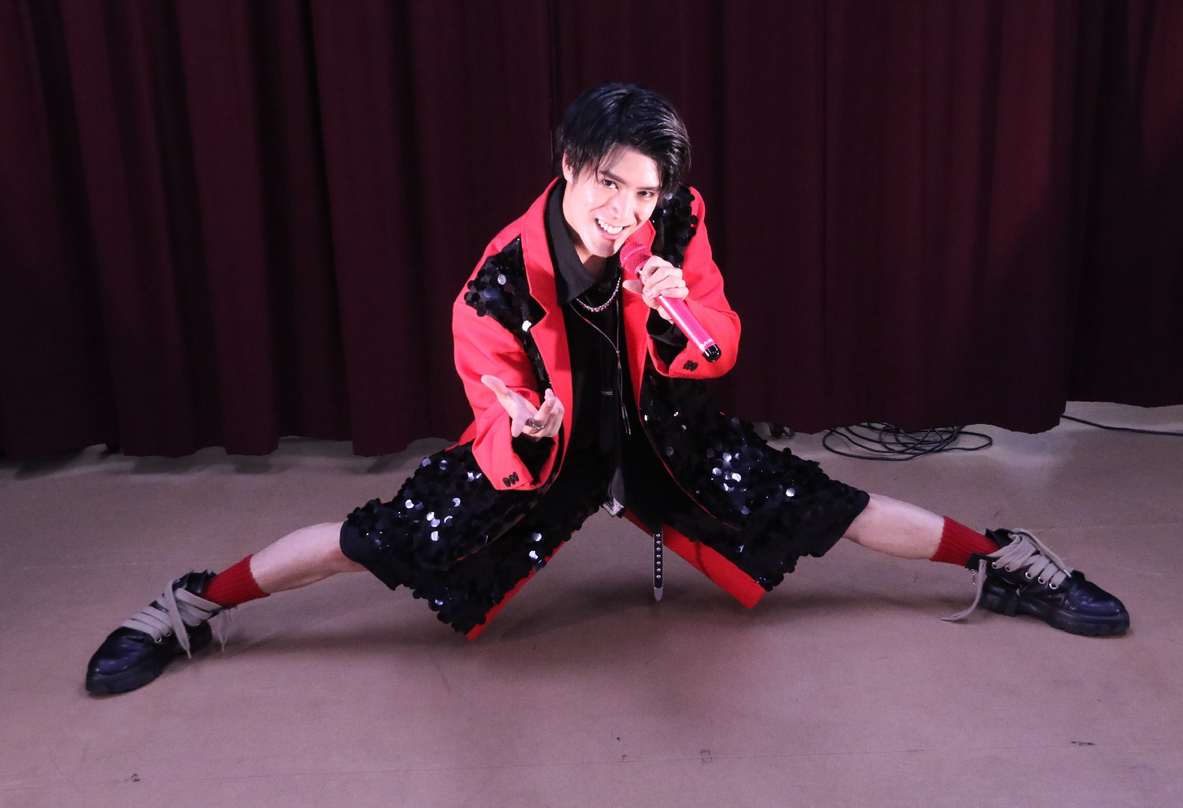ボイメン平松賢人 目指すは田原俊彦級の大スター キレッキレ振り付けで少しでもトシちゃんに近づく!