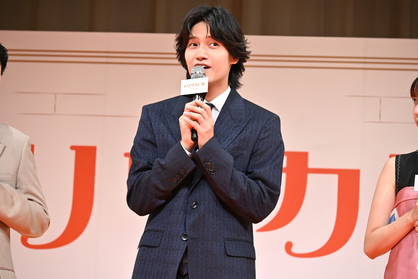 Aぇ!group佐野晶哉 透明感ある歌声で観客を魅了!声優務めたアニメ映画「トリツカレ男」プレミア上映会に登場