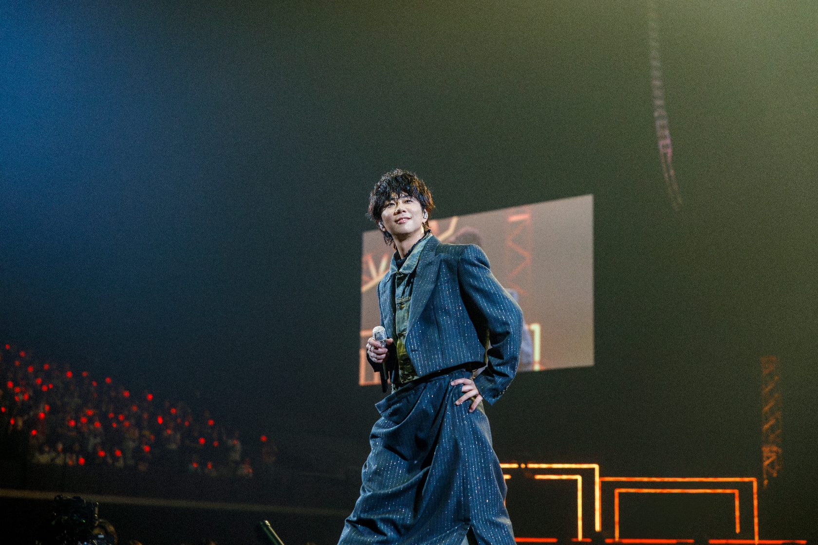 北山宏光、観客との“新しい共鳴”作り出した全国ツアー完走!歌舞伎を彷彿させる演出、アリーナ上空から「Hey!」とシャウト