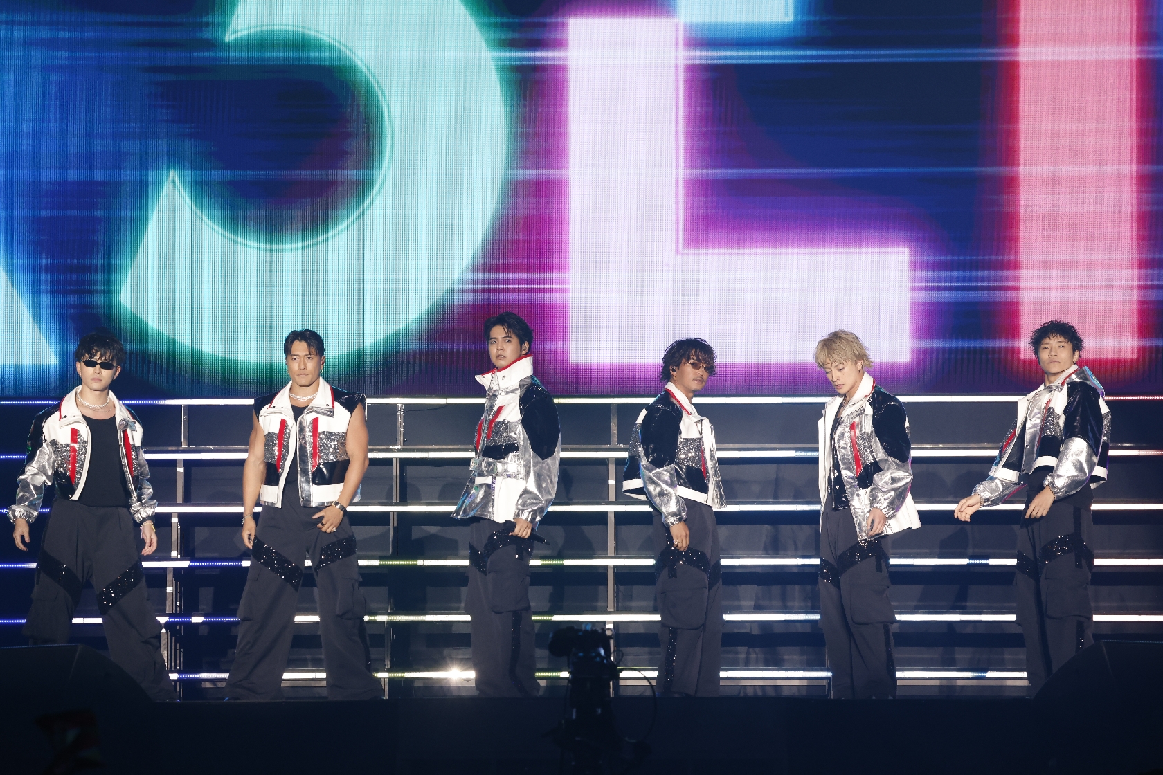 GENERATIONS、アリーナツアーが開幕!「6人それぞれの色が発光しているステージ」リーダー白濱亜嵐、新たな挑戦に自信