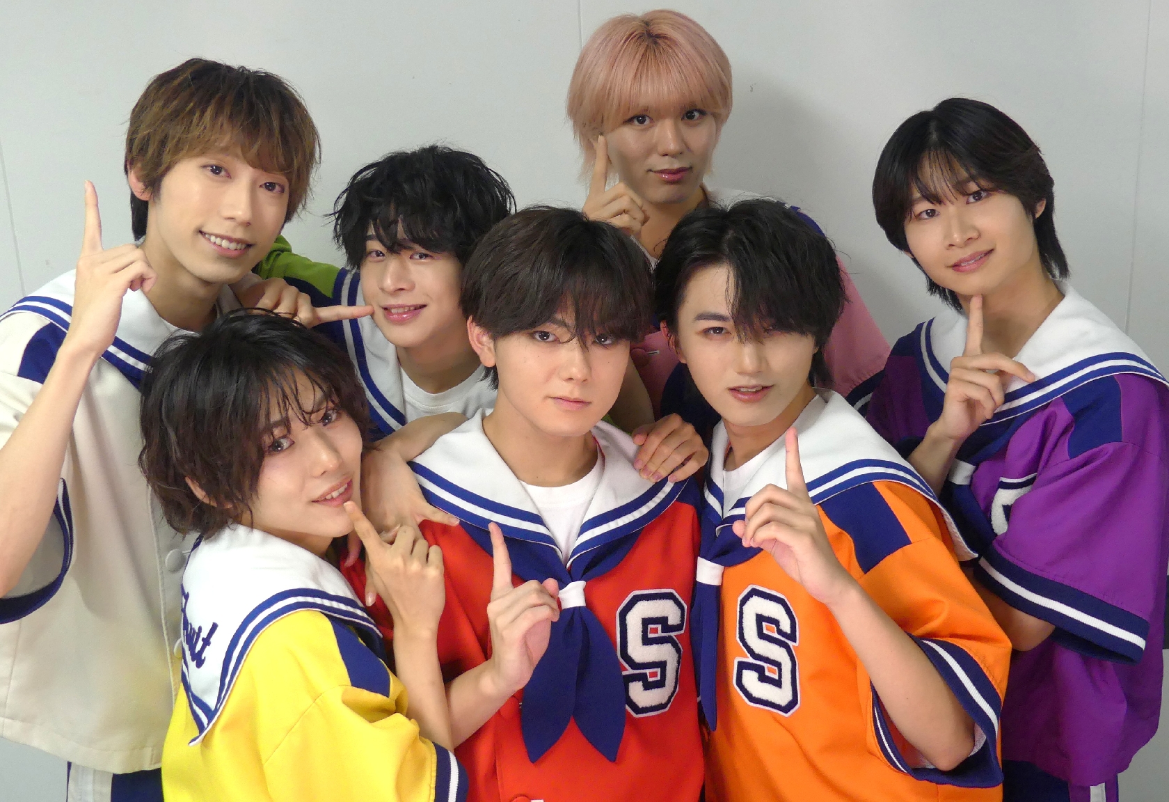 THE SUPER FRUIT、メジャーデビューいきなり快挙にファンから祝福の声!「まにまに」オリコンデイリーシングルランキング1位に