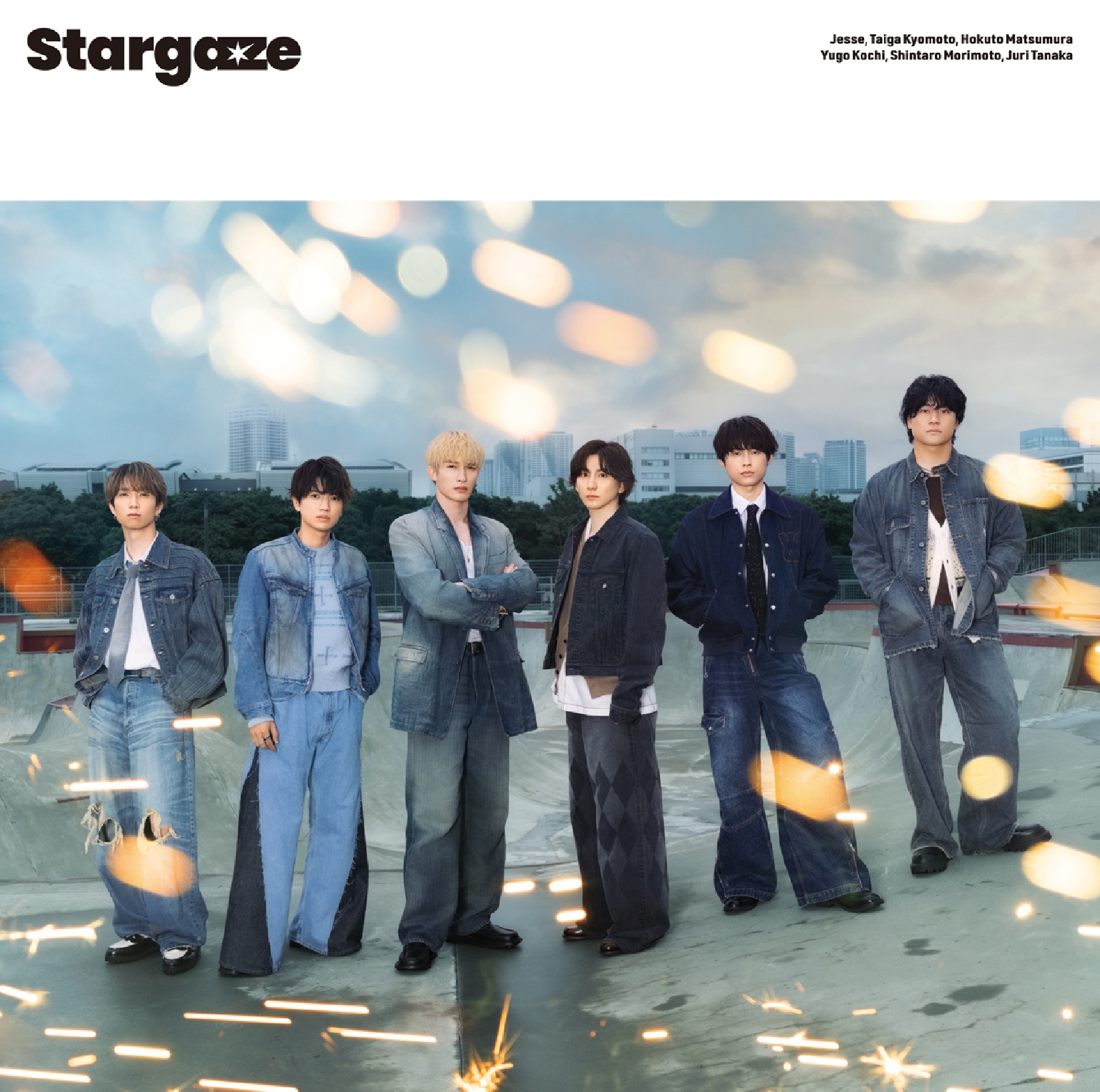 SixTONES 最新シングル「Stargaze」で快挙!15作連続で1位&初週売り上げ30万枚超え!