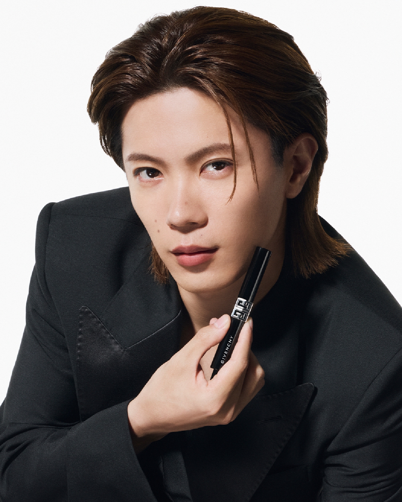 Number_i神宮寺勇太 アンバサダーを務める「ジバンシイ ビューティー」の新キャンペーンに登場