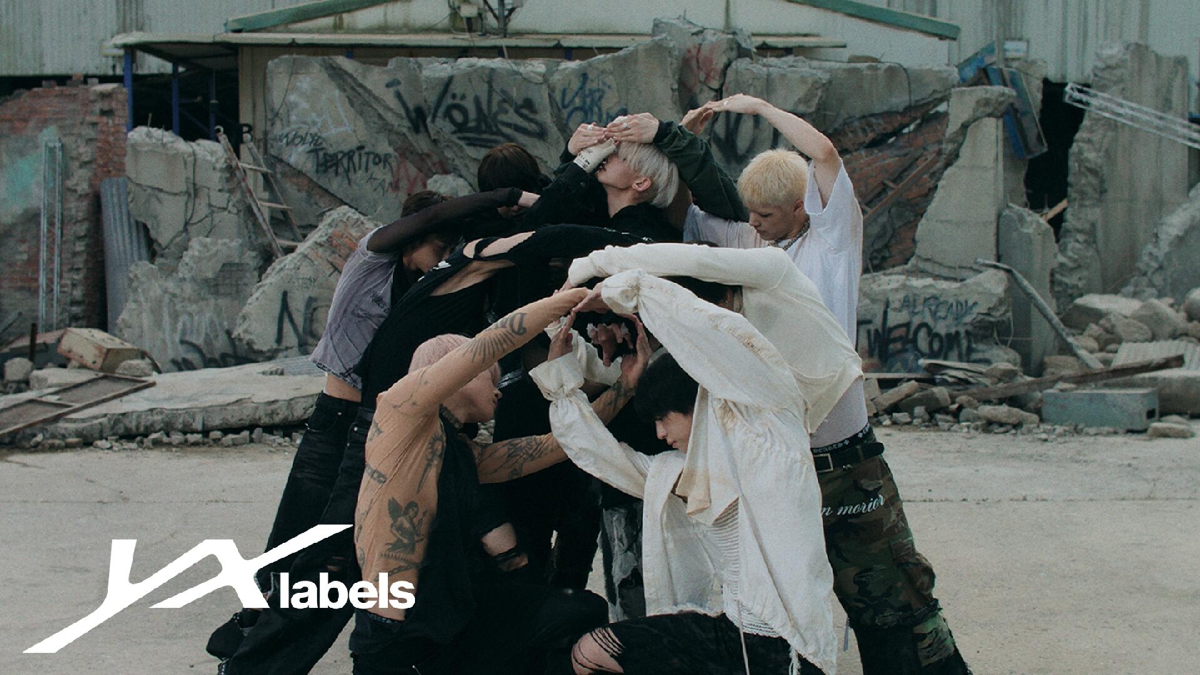 &TEAM 韓国ファーストミニアルバム「Back to Life」オリコンデイリーアルバムで1位獲得!