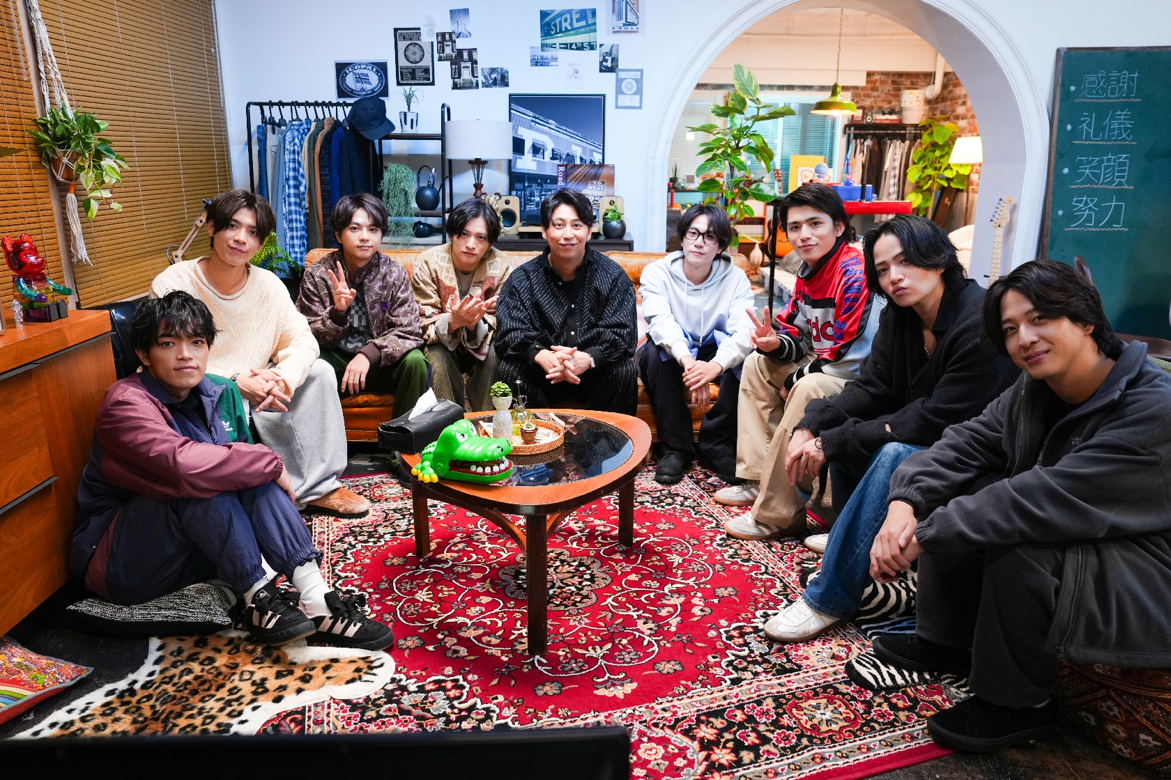 timelesz 初レギュラー冠番組「timeleszファミリア」で新企画「タイムレスハウス」を放送!