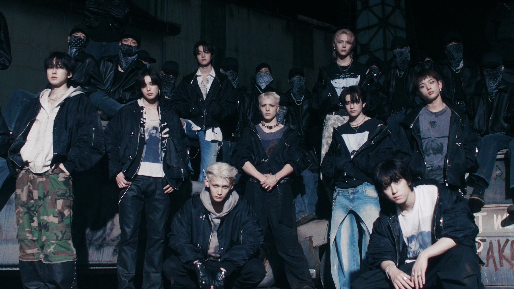 &TEAMの9人が大きなオオカミの群れとなって結束した姿が… アルバム「Back to Life」のオフィシャルMVティーザー公開