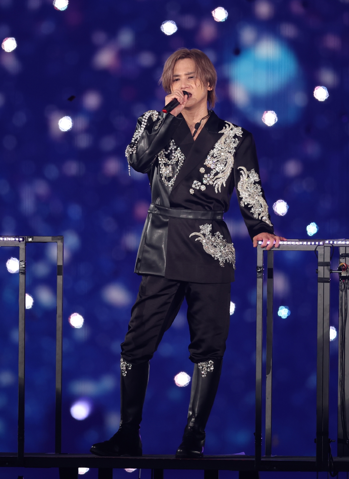 堂本光一「お客さまの顔がキラキラしている」「こんなにも待ってくださっていたんだな」4年ぶりソロツアーで実感したファンの愛
