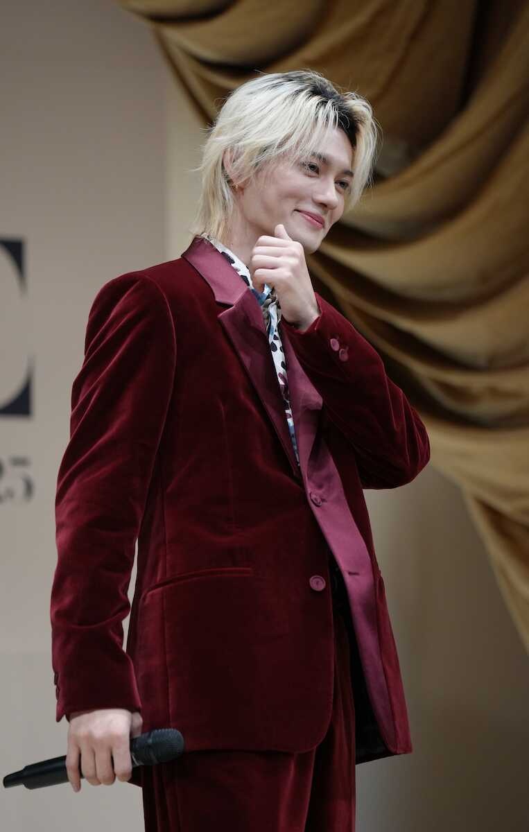 M!LK佐野勇斗、「VOGUEアワード」授賞会見で驚きの告白 11時間生配信の翌朝「ルーティンをやらない日も」