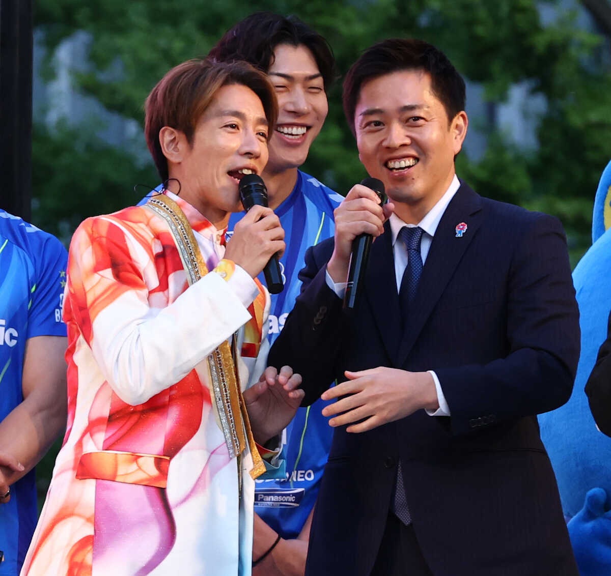 SUPER EIGHT村上信五、大阪府知事選出馬?御堂筋ランウェイで爆笑トーク