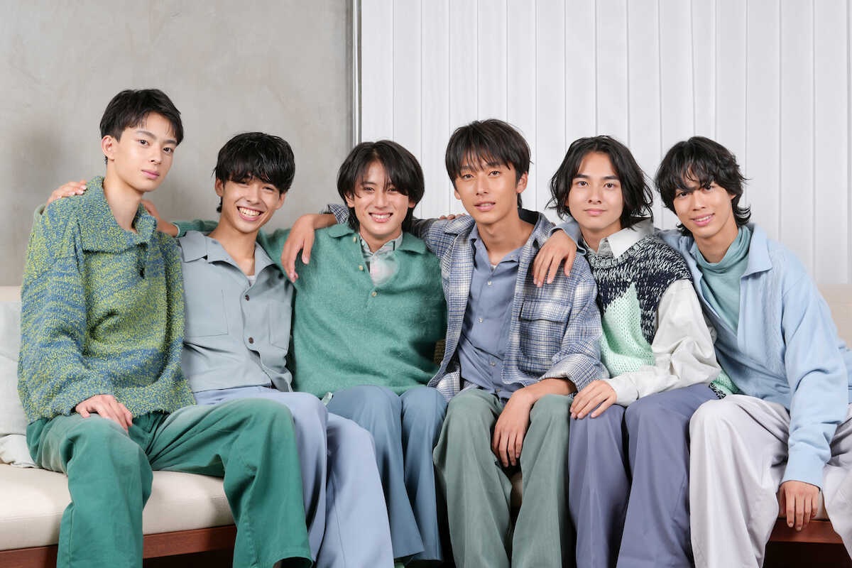 平均16.5歳の6人組「The Right Light」がデビュー!メンバー全員が俳優との“二刀流”を誓う