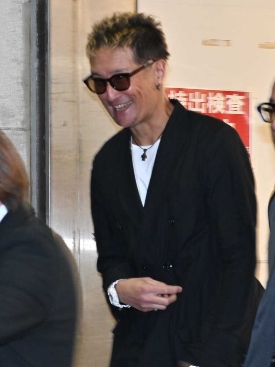 松岡昌宏、報道陣から逃げずに笑顔で会釈も 国分太一を巡る日テレ対応には言及せず