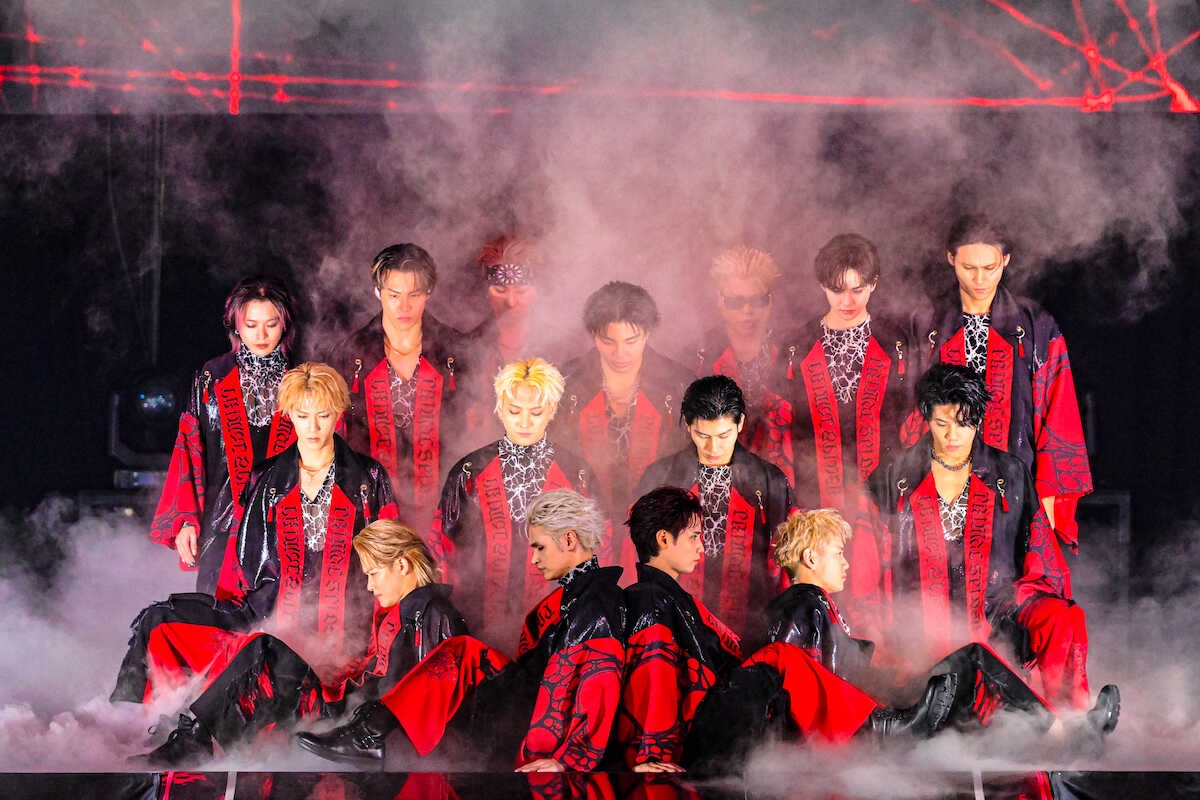 THE RAMPAGE、39都市巡るツアーのファイナル ファン1万人にクリスマスプレゼント