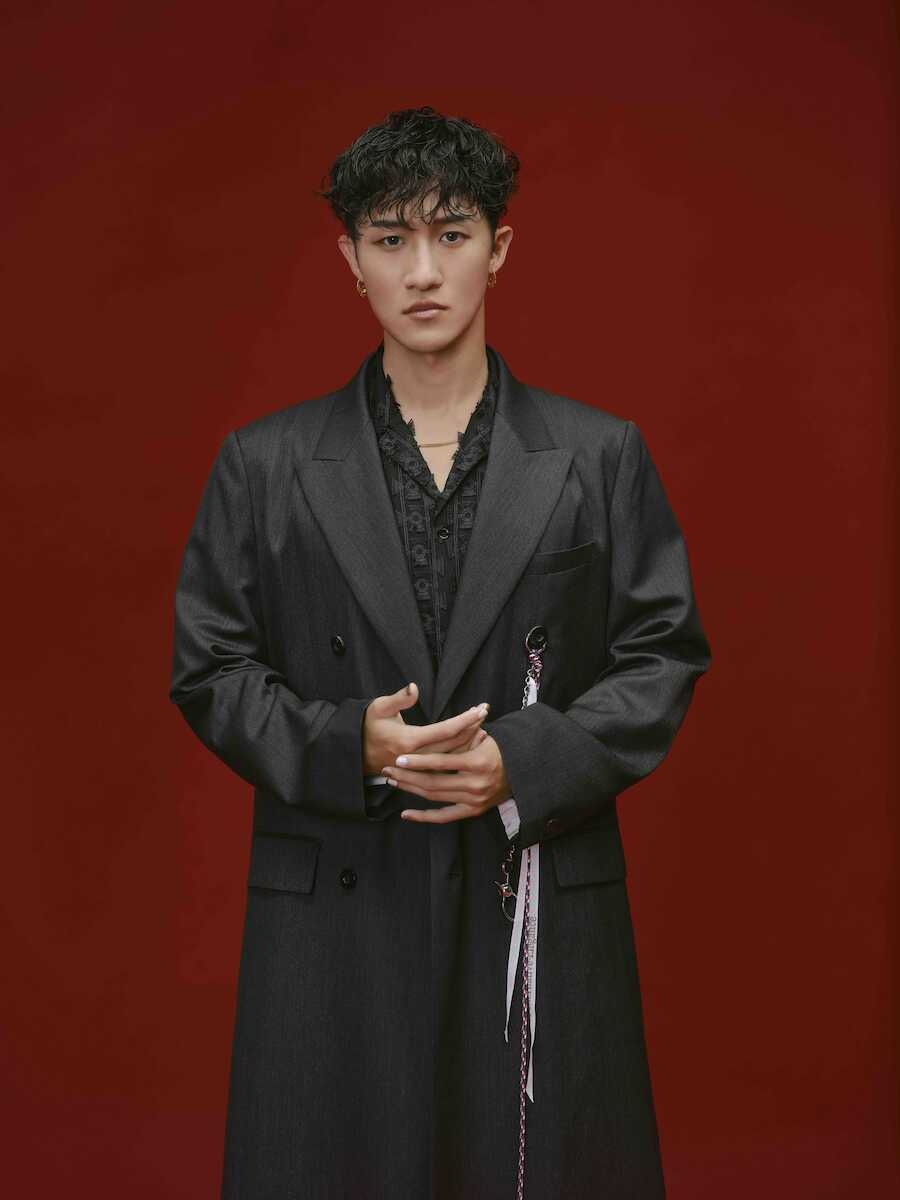 岩本照が日本初上演の舞台でタイムトラベラー役に挑戦!ミュージカル「タイムトラベラーズ・ワイフ」で主演