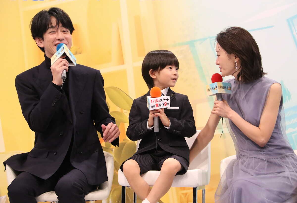 横山裕、ケガ後初の取材対応!「骨折はしない方がいい」と笑顔で呼びかけ 全治2カ月の負傷を乗り越え熱演