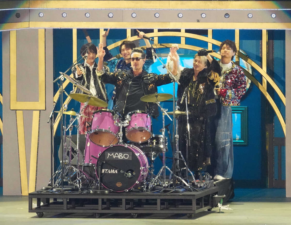 【カウコン⑤】Aぇ!group デビュー後初のカウコンで躍動!中島健人とコラボ、「騒げドーム!」観客をあおる