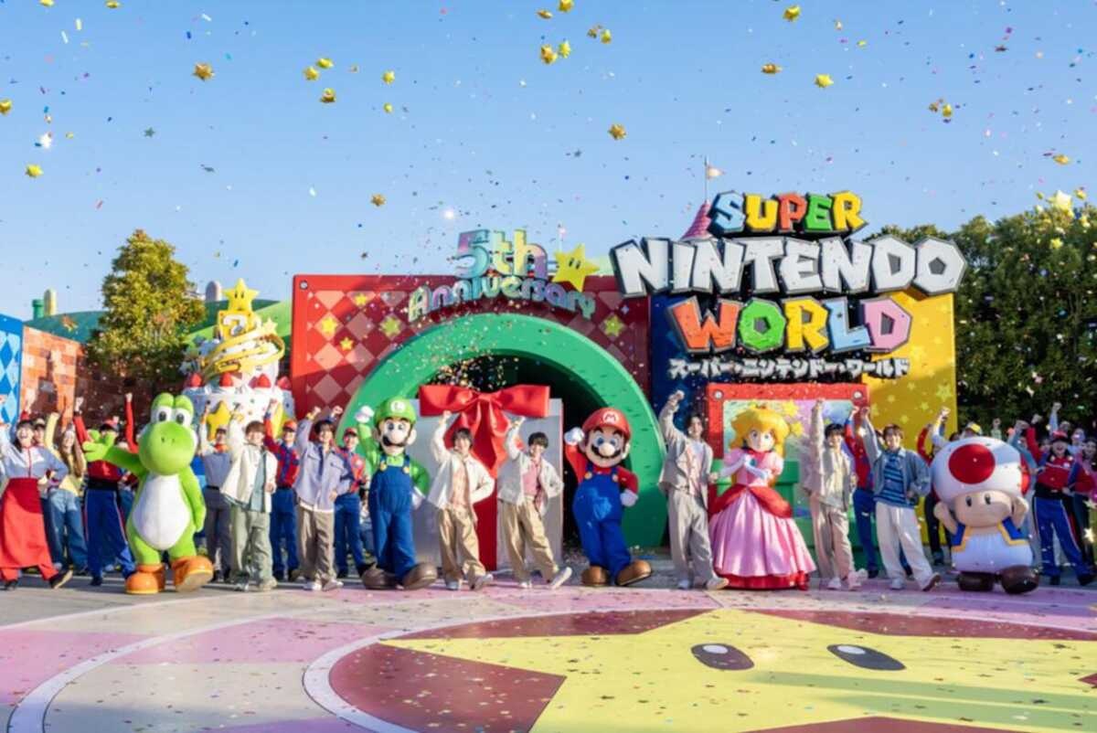 なにわ男子、USJマリオの世界で“5周年”を祝福! 大橋和也「僕たちと同い年」と運命の共演に感無量