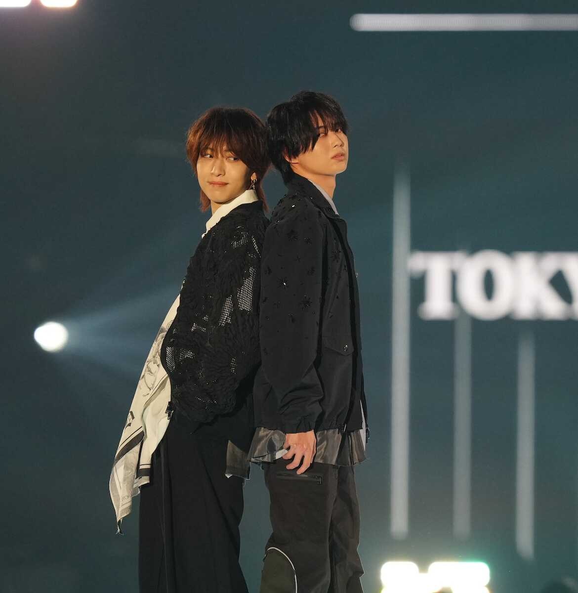 KEY TO LIT・井上瑞稀&中村嶺亜がTGCサプライズ降臨!同期ペアの“不思議な縁”で初ランウェー