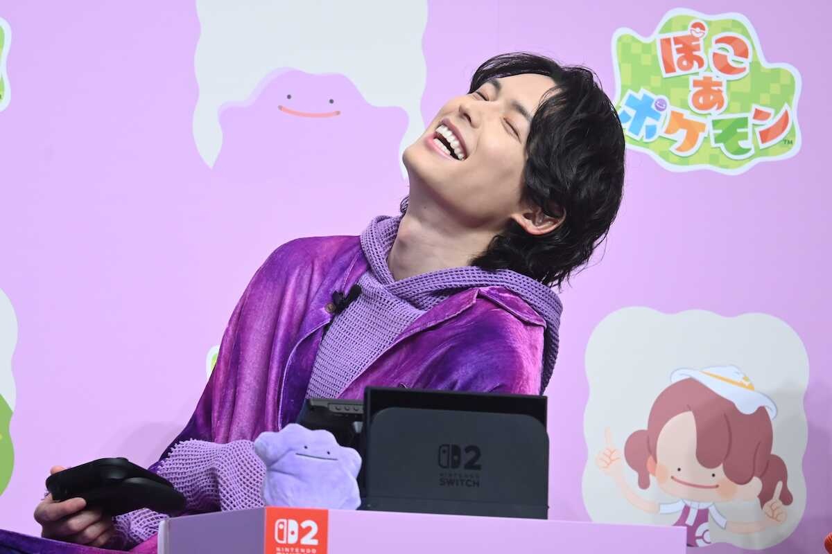 松村北斗、狩野英孝の「ドッキリへの反応」に心酔! 互いの才能を絶賛し合う“相思相愛”ぶりに会場沸く