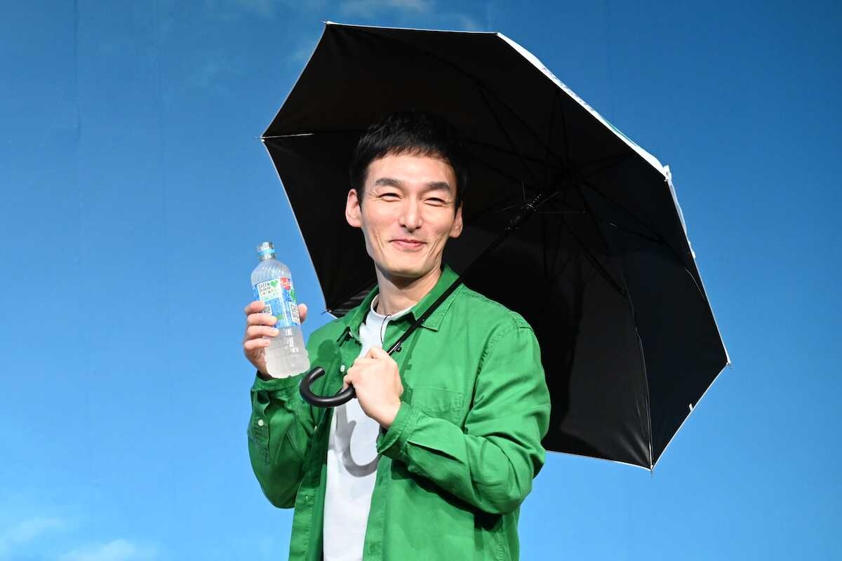 草彅剛、稲垣吾郎は日傘のパイオニア「20年くらい前から…今思うとめちゃめちゃ凄い」