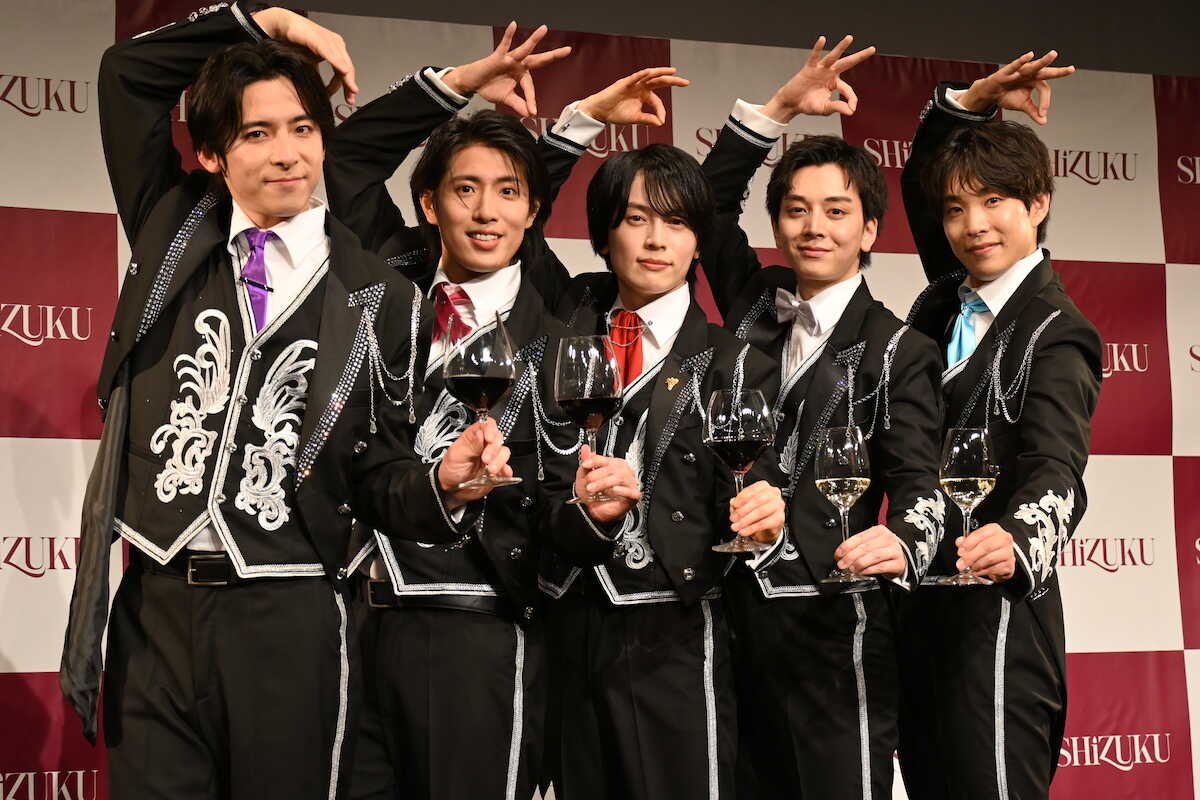 ワインがテーマの男性5人組「SHiZUKU」誕生、狙うは「赤白」で紅白!大人セクシーな“メルい”旋風を予告