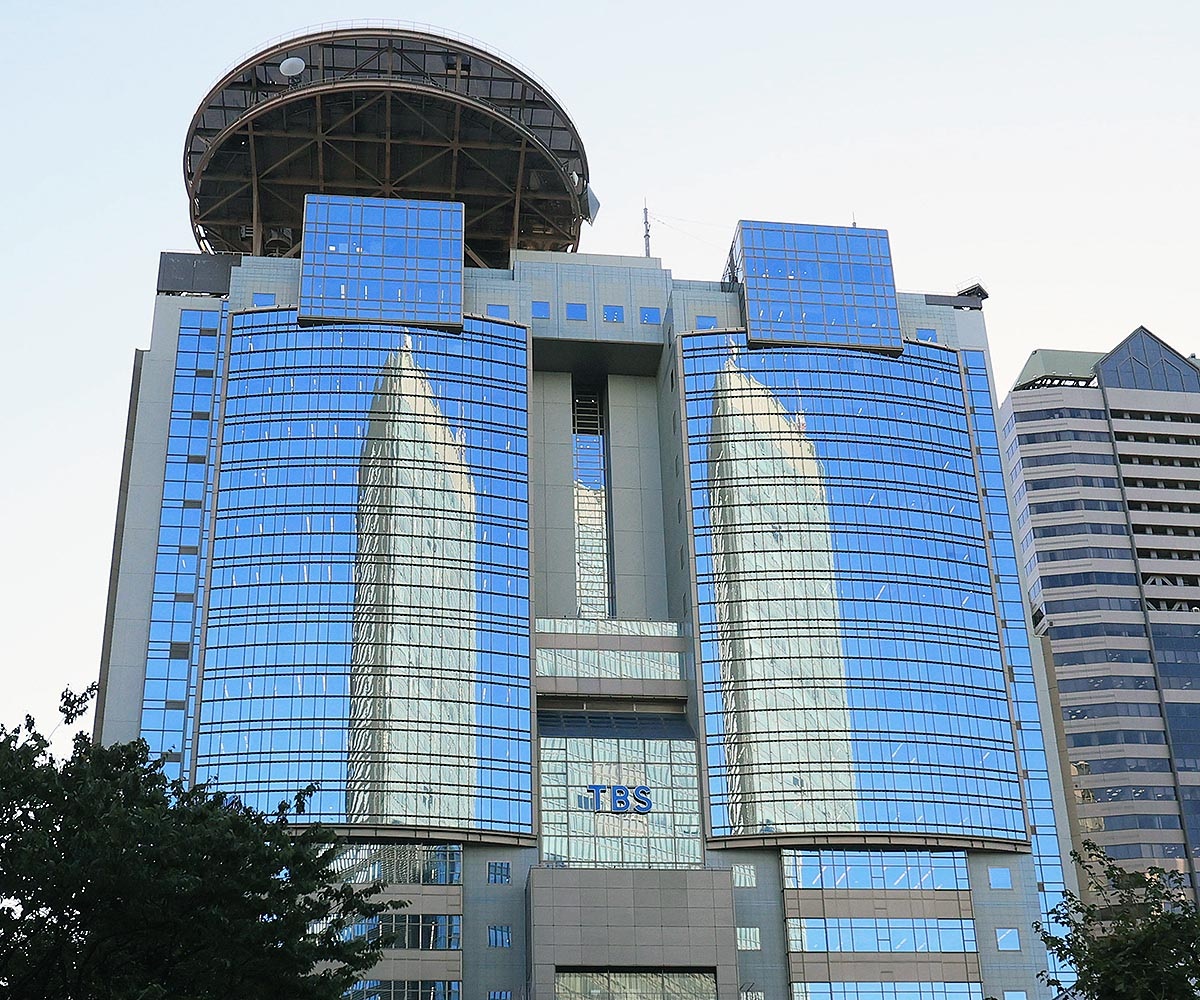 民放各局、今月末で活動終了の嵐に感謝 TBS、日テレ、テレ朝社長が敬意「深く御礼申し上げたい」