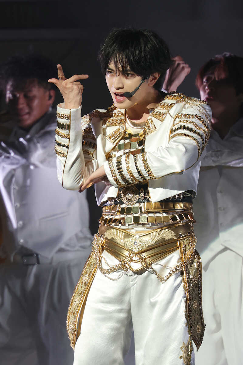 【中島健人、一問一答①】和装姿の“若君”に大歓声!作詞作曲へのこだわりと「ケンティーソング」への熱い想い