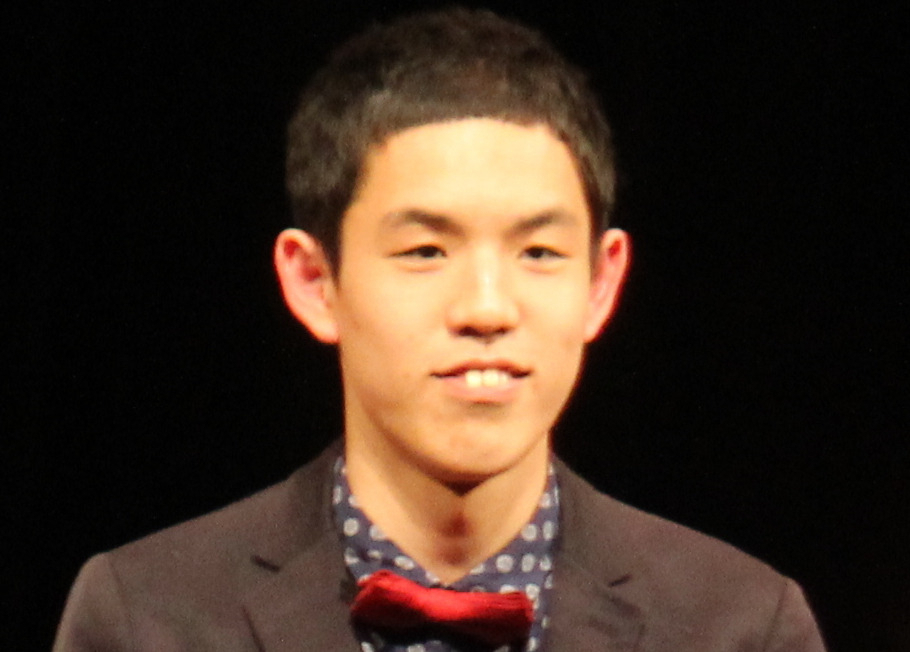 謹慎処分の「四千頭身」都築拓紀とは…芸能界随一の「服好き」でアパレルブランドも展開 酒癖は?