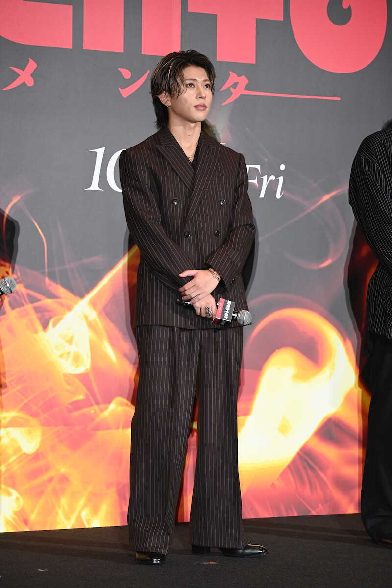 末澤誠也、映画『mentor』過去を背負う役に挑戦!W主演の磯村勇斗も「完全に役にはまっていた」と絶賛